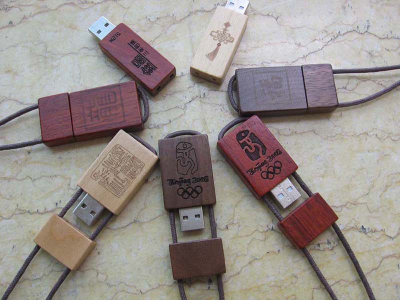 Wooden USB Flash Drive UEW-10